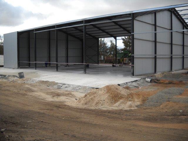 WATERSTOP - WESTERN
                  CAPE SCREED FLOORING CONTRACTORS Cement, epoxy and
                  polyurethane floor coating contractors for industrial,
                  commercial and residential requirements.